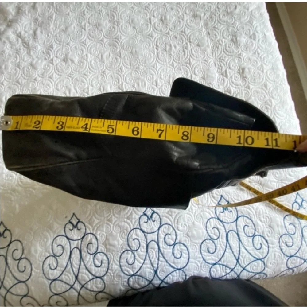 Noble Leather Briefcase Messenger Bag